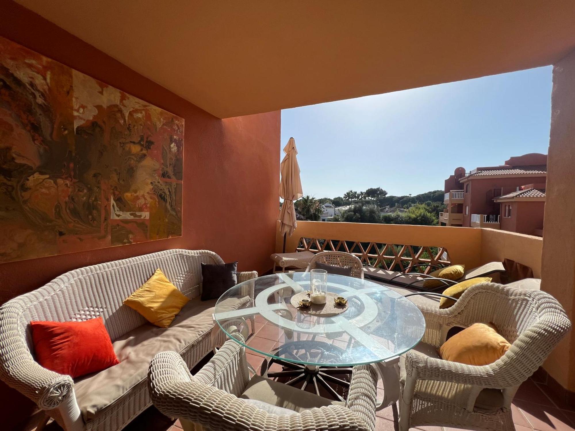 2 Bedroom Apartment Marbella East - La Reserva De Marbella Bagian luar foto